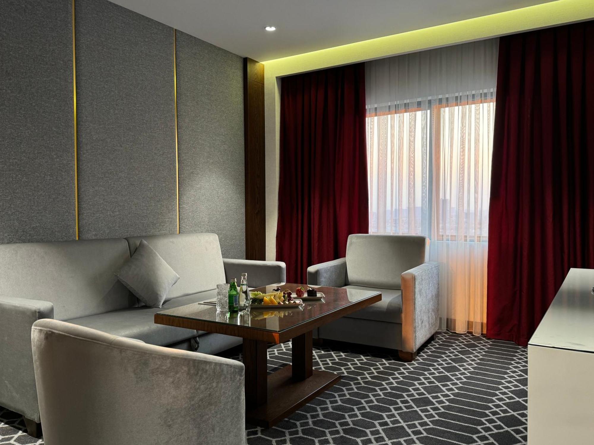 Ankawa Holiday Hotel Erbil Exteriör bild